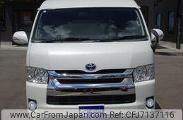 toyota hiace-wagon 2017 GOO_JP_700120021230211226002