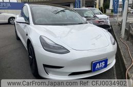 car_827e34b7-e1d9-47bc-bd1a-