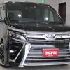 toyota voxy 2018 GOO_JP_700130095430250212003 image 1