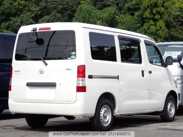 toyota townace-van 2020 CFJ1850875 image 2