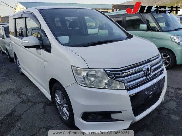 honda stepwagon 2010 -HONDA--Stepwgn RK5--100125---HONDA--Stepwgn RK5--100125- image 1