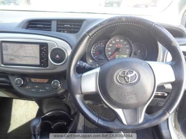 toyota vitz 2011 TE6088 image 2