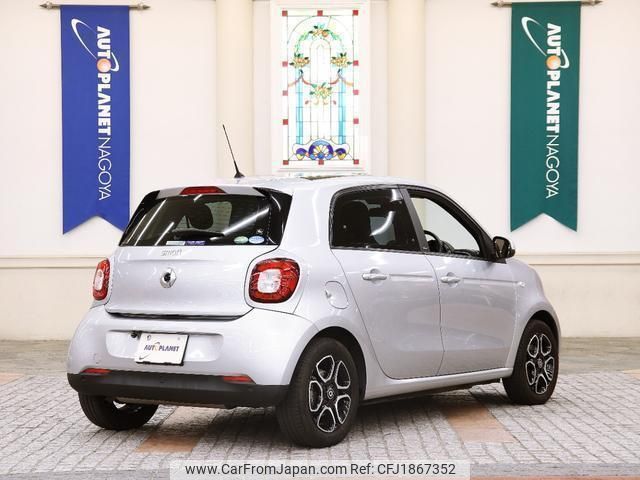 smart forfour 2019 CFJ1867352 image 2