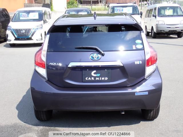 toyota aqua 2015 quick_quick_DAA-NHP10_NHP10-2465881 image 2
