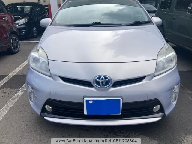 toyota prius 2012 CFJ1708304 image 1