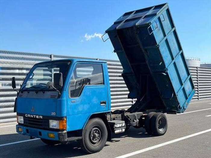 Used MITSUBISHI FUSO CANTER 1989 CFJ9016912 in good condition for sale