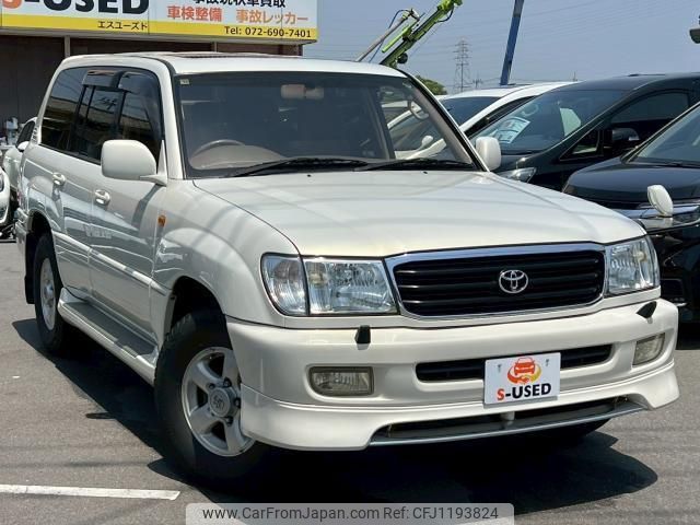 toyota land-cruiser-100 2002 quick_quick_GF-UZJ100W_UZJ100-0138379 image 1