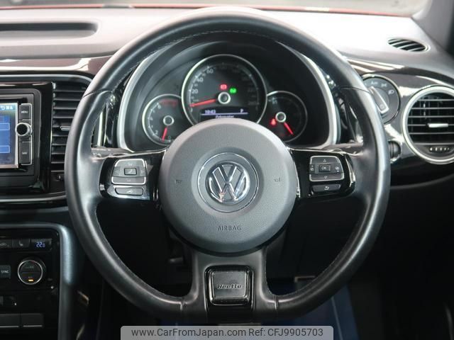 volkswagen the-beetle 2019 quick_quick_16CZD_WVWZZZ16ZKM718115 image 2