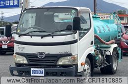 hino dutro 2010 CFJ1810885