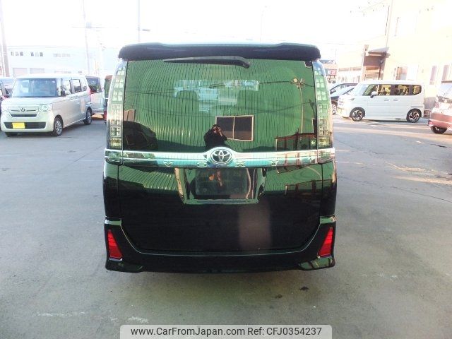 toyota voxy 2015 -TOYOTA--Voxy ZRR85W--0037475---TOYOTA--Voxy ZRR85W--0037475- image 2