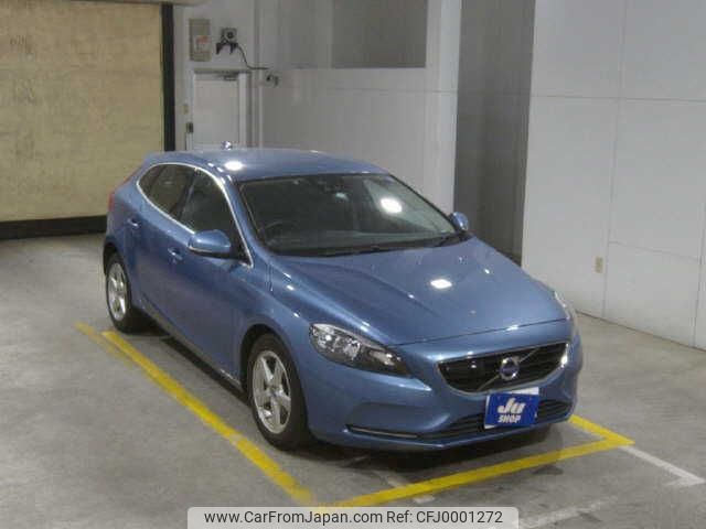 volvo v40 2015 -VOLVO--Volvo V40 MB4164T--F2234003---VOLVO--Volvo V40 MB4164T--F2234003- image 1