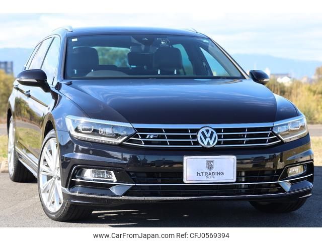 volkswagen passat-variant 2016 quick_quick_3CCHH_WVWZZZ3CZHE002997 image 1