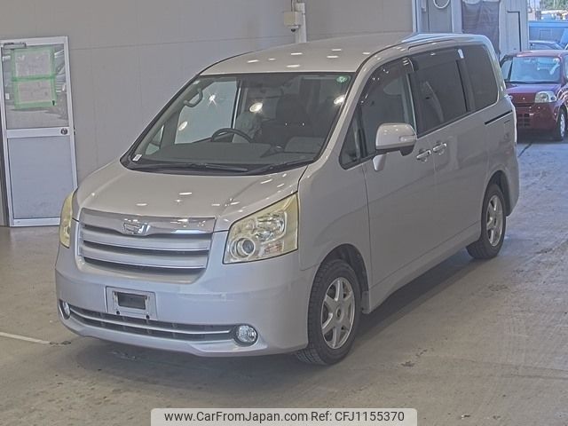 toyota noah 2008 NIKYO_AD98191 image 1