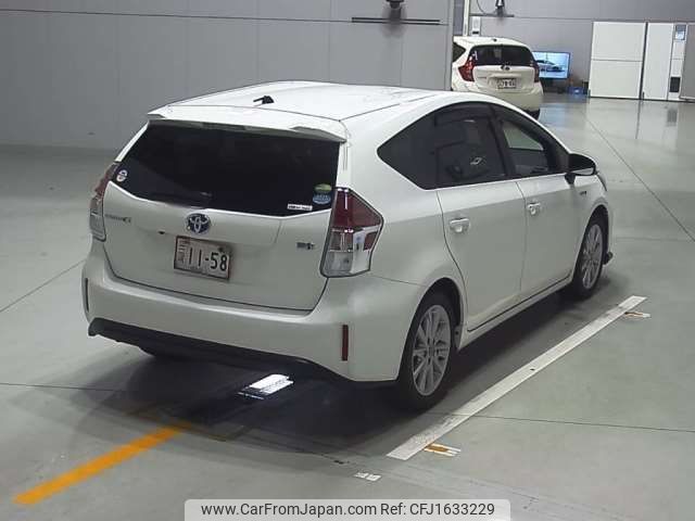 toyota prius-α 2018 CFJ1633229 image 2