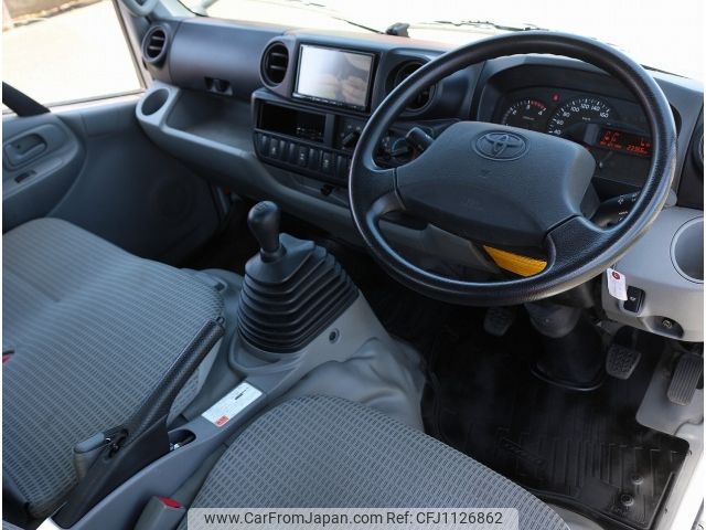 toyota dyna-truck 2018 -TOYOTA--Dyna TKG-XZU675--XZU675-0009377---TOYOTA--Dyna TKG-XZU675--XZU675-0009377- image 2