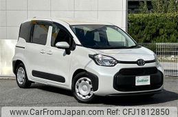 toyota sienta 2024 CFJ1812850