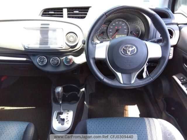 toyota vitz 2011 TE5021 image 2