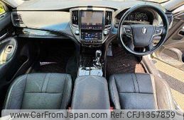 toyota crown 2016 504928-931177