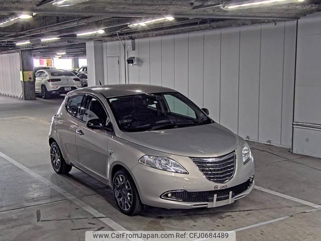 chrysler ypsilon 2013 -CHRYSLER--Chrysler Ypsilon ZLA31200005076870---CHRYSLER--Chrysler Ypsilon ZLA31200005076870- image 1