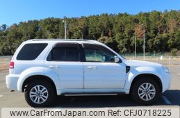 ford escape 2011 NIKYO_QK94682