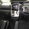 toyota noah 2009 NIKYO_CK49772 image 2