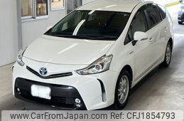 toyota prius-α 2015 CFJ1854793