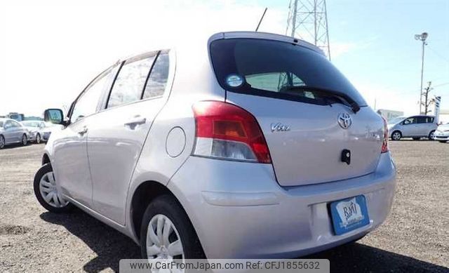 toyota vitz 2010 CFJ1855632 image 2