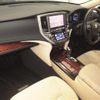 toyota crown-majesta 2013 CFJ1610113 image 5
