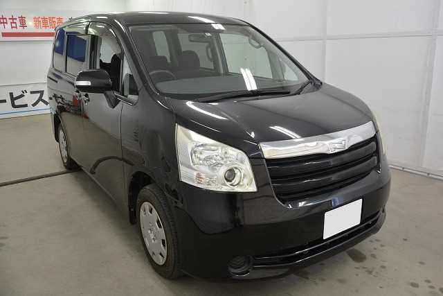 Used Toyota Noah 08 Mar Cfj In Good Condition For Sale