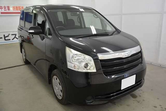 toyota noah 2008 521449-ZRR70-0065980 image 2