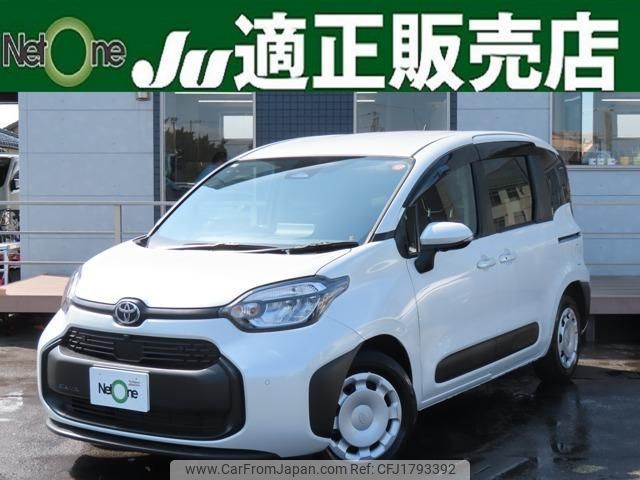 toyota sienta 2025 CFJ1793392 image 1