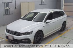 volkswagen passat-variant 2022 CFJ1498755