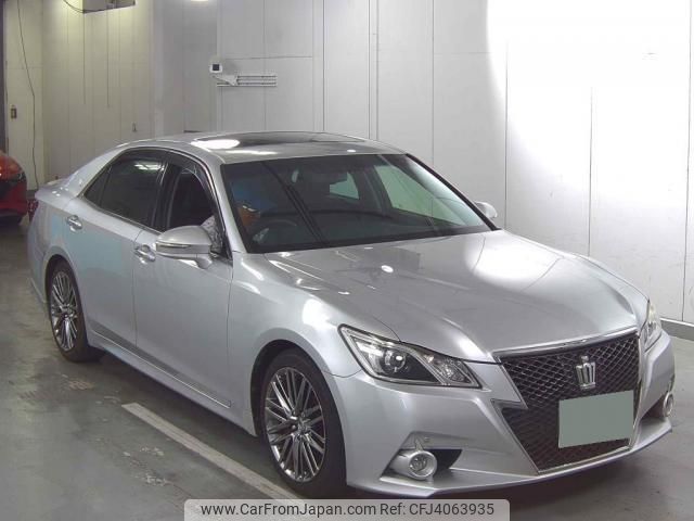 toyota crown 2013 CFJ4063935 image 1