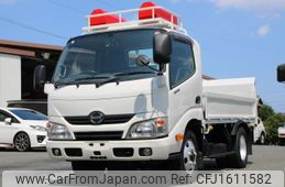 hino dutro 2016 CFJ1611582