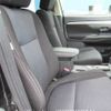 mitsubishi outlander 2016 646828-Y2025050308F-21 image 10