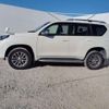 toyota land-cruiser-prado 2017 -TOYOTA--Land Cruiser Prado LDA-GDJ150W--GDJ150-0018926---TOYOTA--Land Cruiser Prado LDA-GDJ150W--GDJ150-0018926- image 24