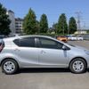 toyota aqua 2017 CFJ1528292 image 9