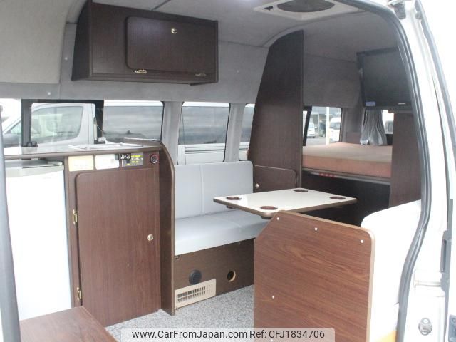 toyota hiace-van 2011 CFJ1834706 image 2