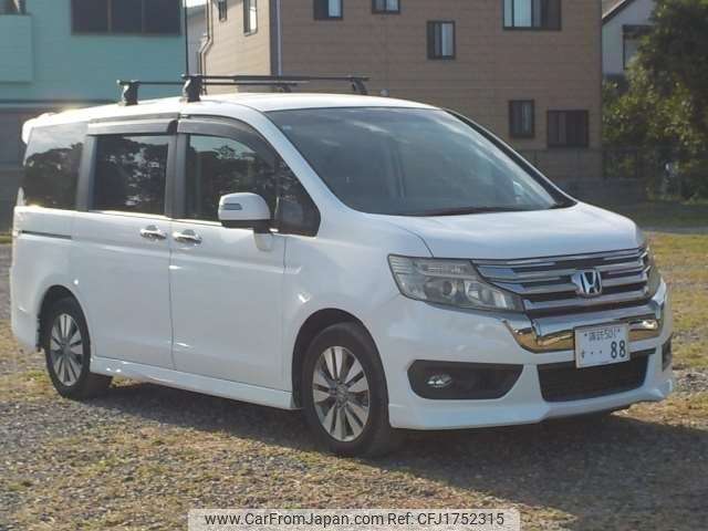 honda stepwagon 2013 CFJ1752315 image 1