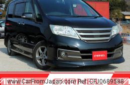 nissan serena 2013 N12372