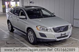 volvo xc60 2010 CFJ1662889