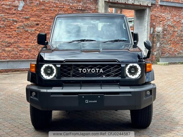 toyota landcruiser-70 2024 quick_quick_3DA-GDJ76W_GDJ76-1002661 image 2