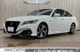 toyota crown 2018 CFJ1634341