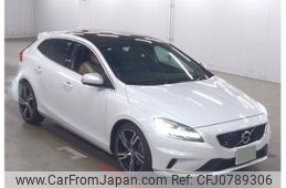 volvo v40 2020 quick_quick_DBA-MB420_YV1MV402DK2582770