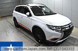 mitsubishi outlander 2017 CFJ1543355