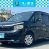 toyota voxy 2010 CARSENSOR_JP_AU6346681780 image 1