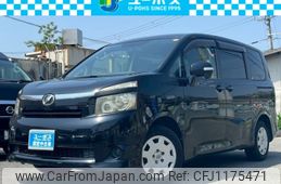 toyota voxy 2010 CARSENSOR_JP_AU6346681780