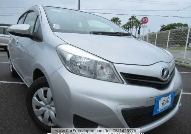 toyota vitz 2012 646828-Y2025070051F-12 image 1