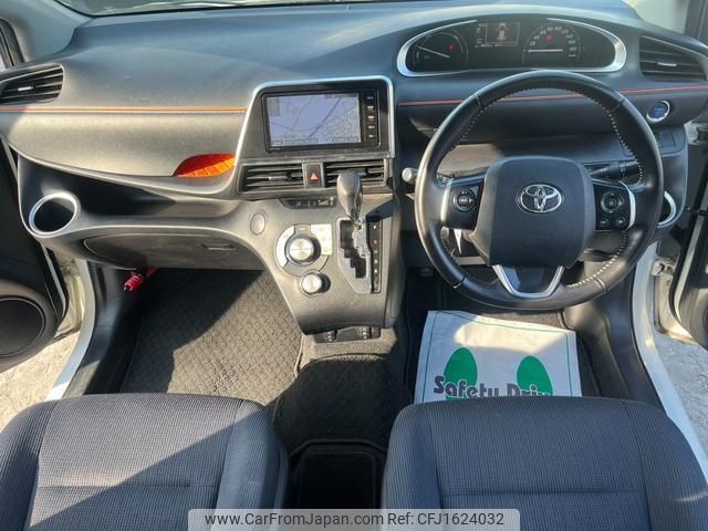 toyota sienta 2015 CFJ1624032 image 2