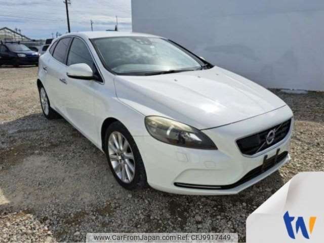 volvo v40 2013 -VOLVO--Volvo V40 DBA-MB4164T--YV1MV485BE2109710---VOLVO--Volvo V40 DBA-MB4164T--YV1MV485BE2109710- image 1